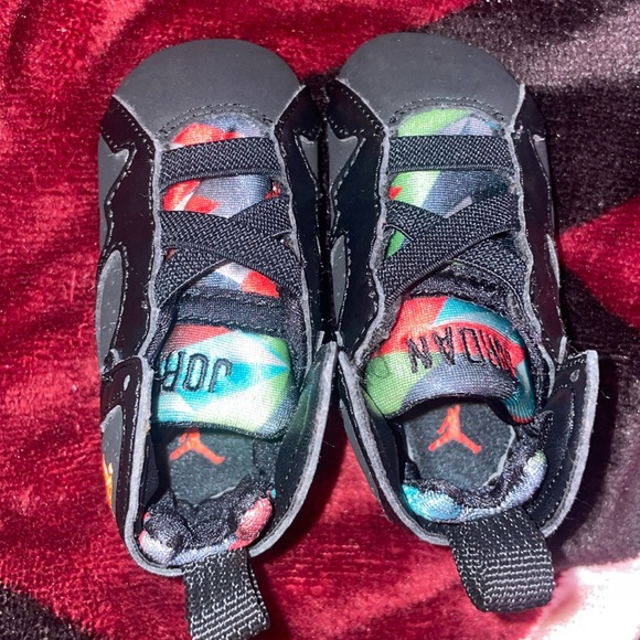 Barcelona nights retro 7  crib bootie SIZE 2c/ no box /9/10 condition - Picture 2 of 4